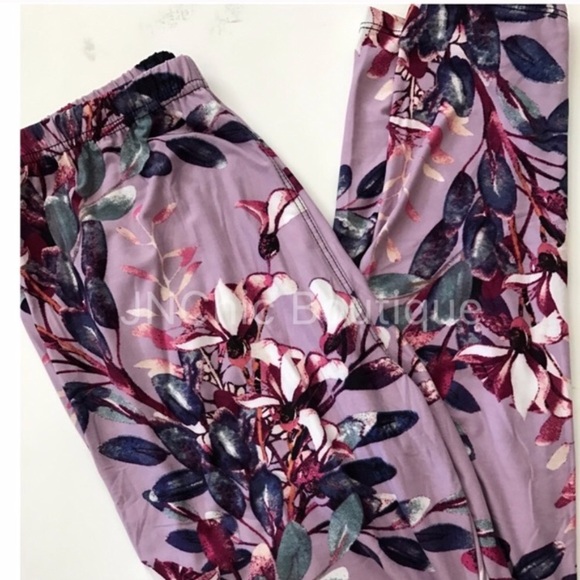 SOLD OUT - Picture 2 of 6